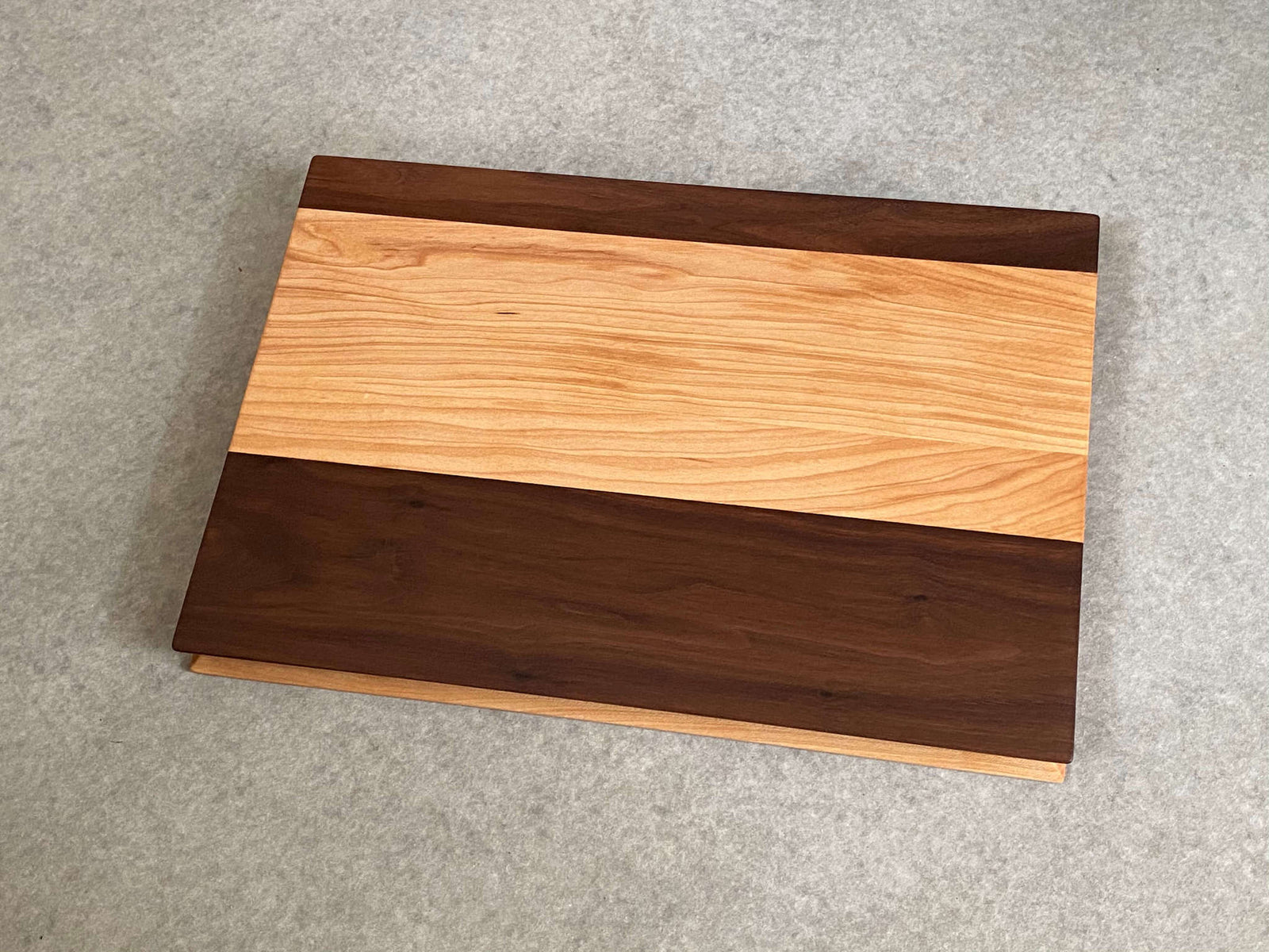 Colorblock III Board in Maple and Walnut